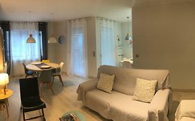 Apartamento Turístico Puigcerdá Correos